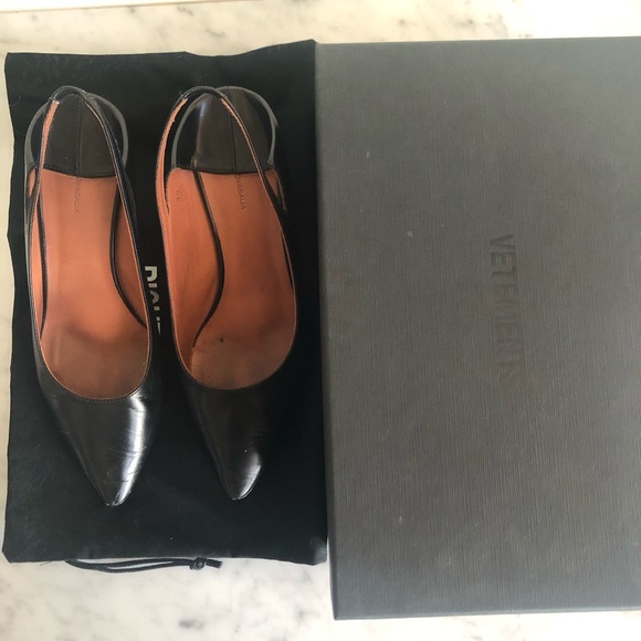 🦄Vetements classic kitten heel🦄 - Picture 6 of 11